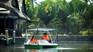 Blissful Kerala Honeymoon Tour Package