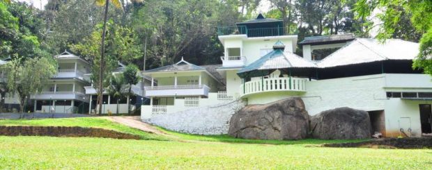 Aruvi Resort Munnar