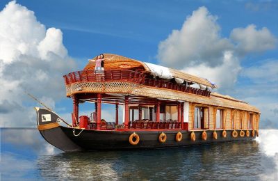 Kumarakom Castle Luxury Houseboats Kottayam