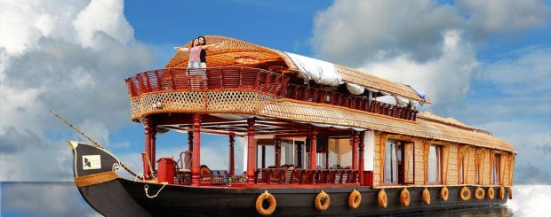 Kumarakom Castle Luxury Houseboats Kottayam