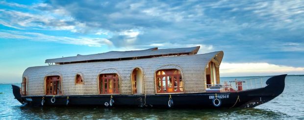 Aqua Castle Houseboat - by Aqua Jumbo Houseboats Alleppey